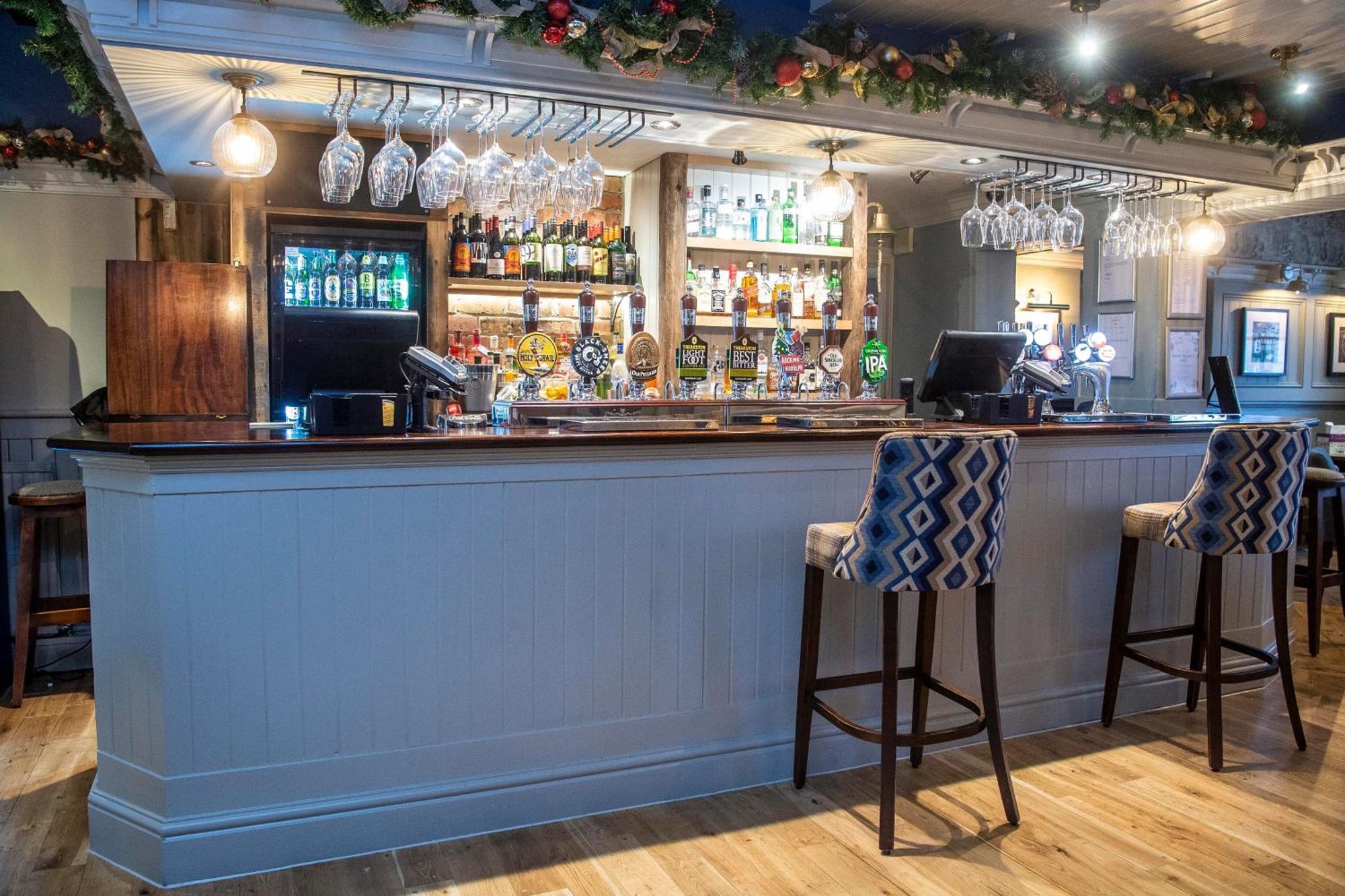 Отель Kings Head By Chef & Brewer Collection 3*